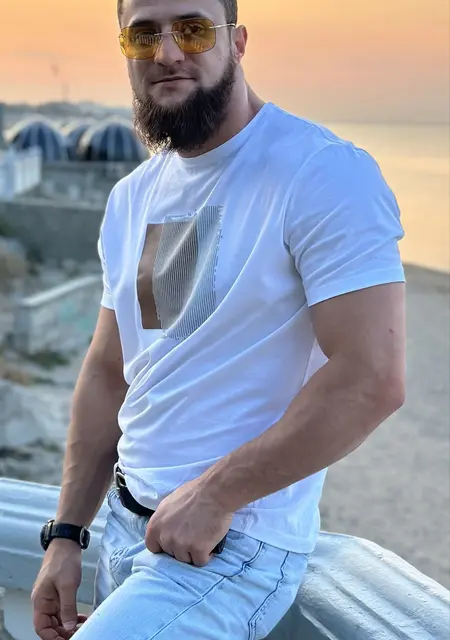 Graff из Франкфурта-на-майне, мне 33, познакомлюсь для приятного времяпровождения