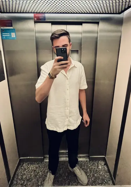 Soy Alex, 32 años, conociéndome para pasatiempo agradable en Barcelona