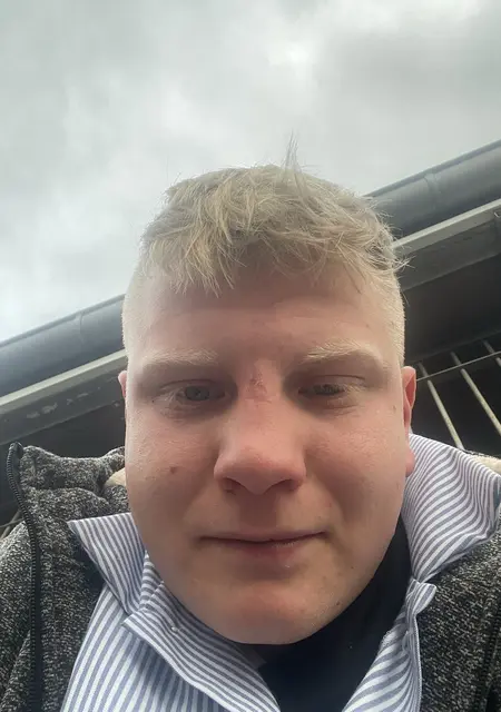 Marvin Mender из Берлина, ищу на сайте знакомства на одну ночь