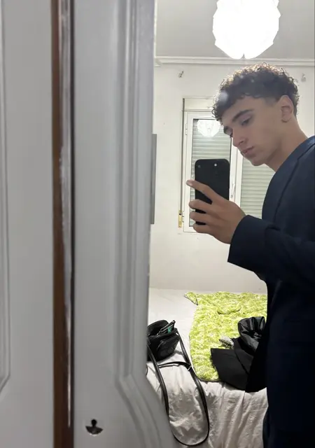 Я Axel, 19, знакомлюсь на одну ночь в Мадриде