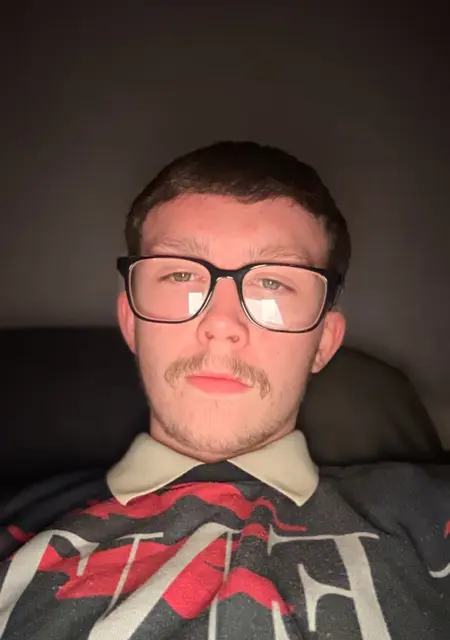 Joe из Сандерленд, ищу на сайте знакомства на одну ночь