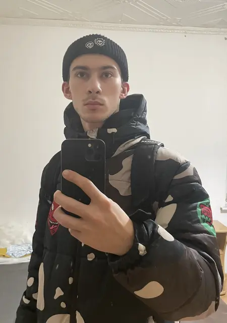 Я Oleksii, 19, знакомлюсь без обязательств в Варшаве