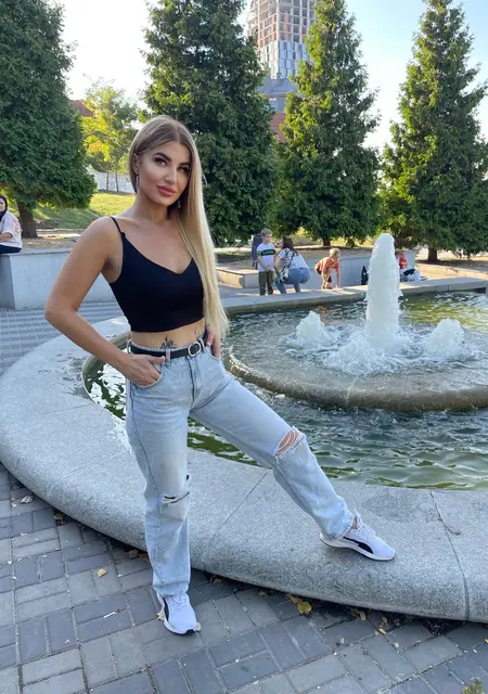 Анастасия из Франкфурта-на-майне, ищу на сайте знакомства на одну ночь