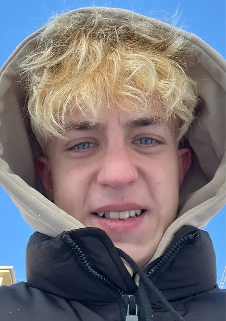 Костя из Хельсинки, ищу на сайте знакомства без обязательств