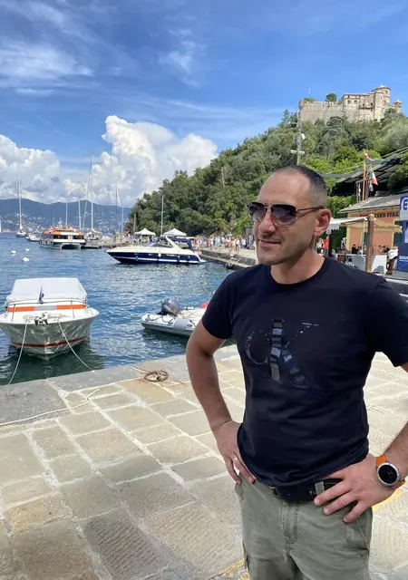 Я Джордж, 41, знакомлюсь на одну ночь в Каменском