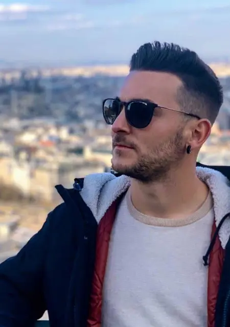 Cristian de Mataró, busco en el sitio relación abierta