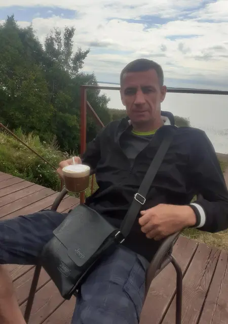 Игорь из Минска, мне 43, познакомлюсь на одну ночь