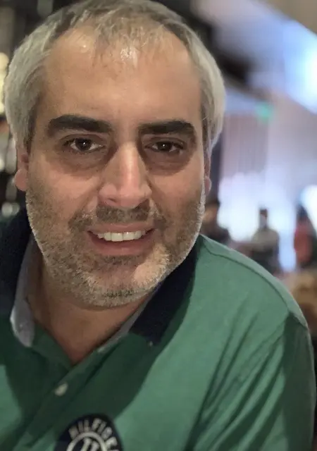 Manuel из Лимы, мне 43, познакомлюсь для приятного времяпровождения