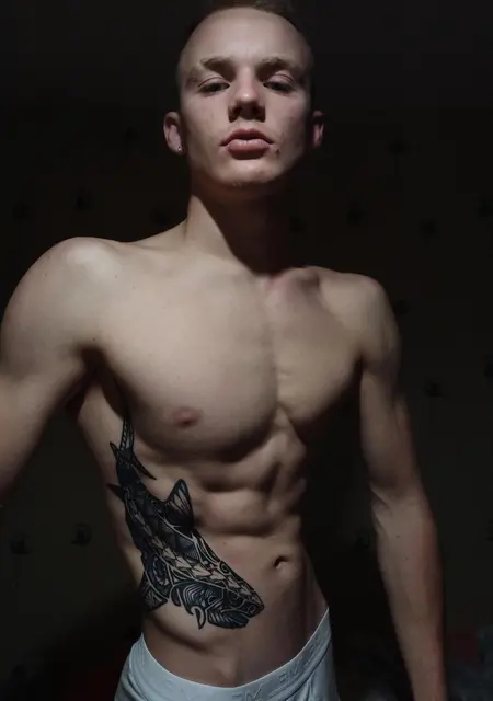 Я Илья, 21, из Минска, ищу знакомство для общения