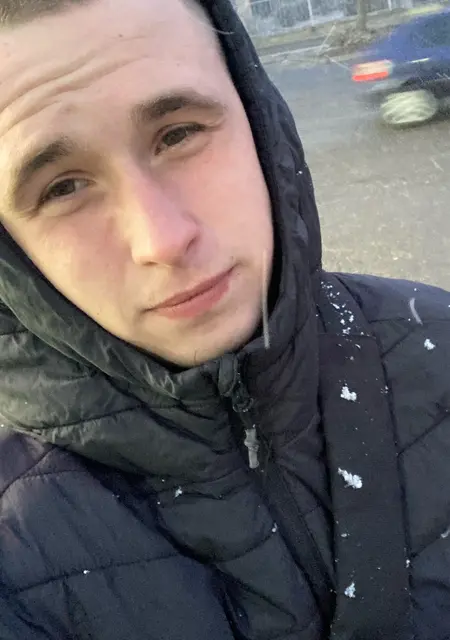 Я Максим, 24, из Гюмри, ищу знакомство для постоянных отношений