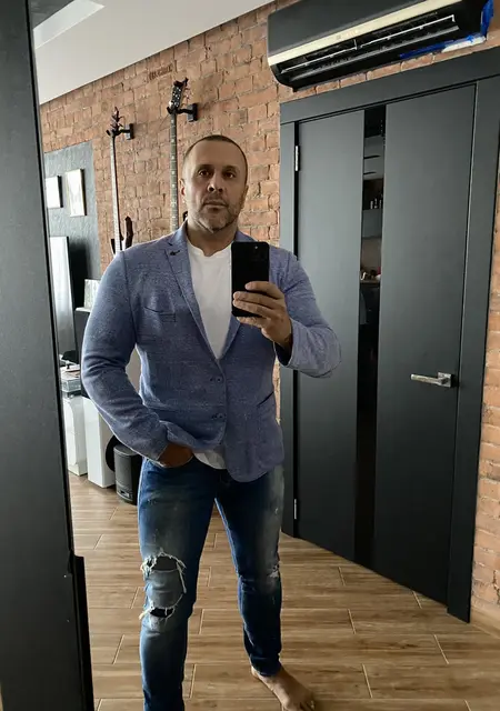 Сергей з Одеси, мені 45 років, познайомлюсь без зобов'язань