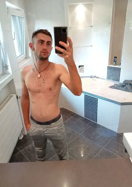 Я Alexandru, 22, из Берлина, ищу знакомство