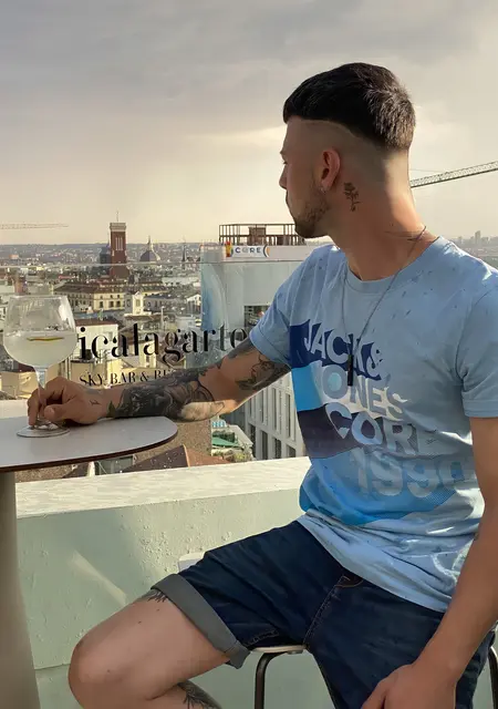 Я Marc, 27, знакомлюсь для дружбы в Мадриде