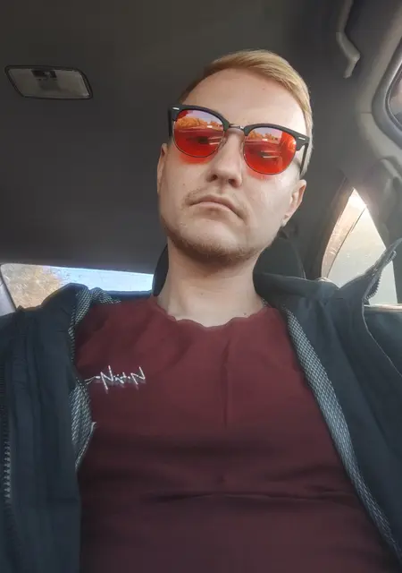 Я Женя, 31, знакомлюсь без обязательств в Париже