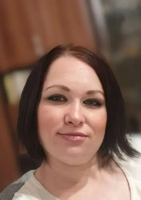 Marta из Варшавы, мне 38, познакомлюсь