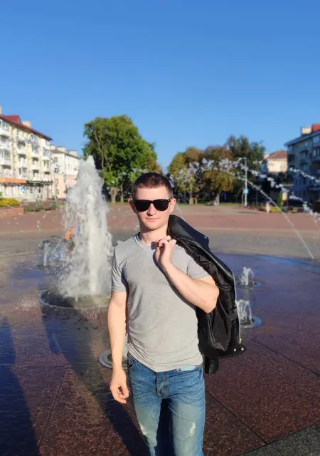Я Иван, 23, из Бешенковичей, ищу знакомство для постоянных отношений