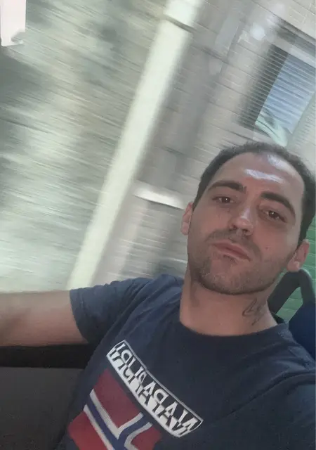 Я Giusto Roberto, 30, знакомлюсь на одну ночь в Порденоне