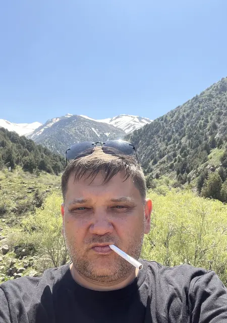 Я Vladimir, 46, знакомлюсь на одну ночь в Караганде