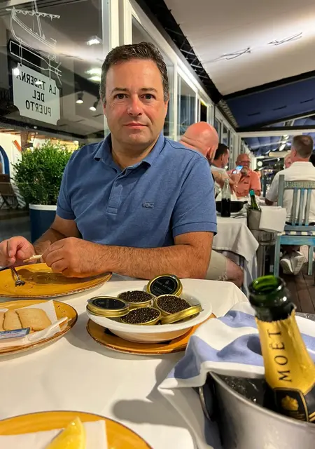 Oscar de Barcelona, tengo 42 años, listo para conocer para viaje