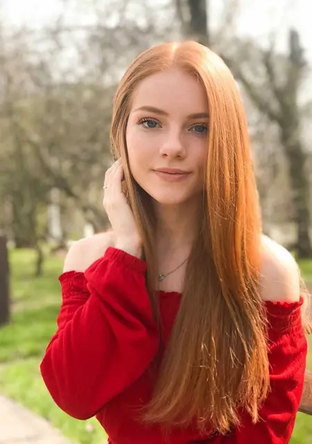 Leslie из Каменского, мне 31, познакомлюсь на одну ночь