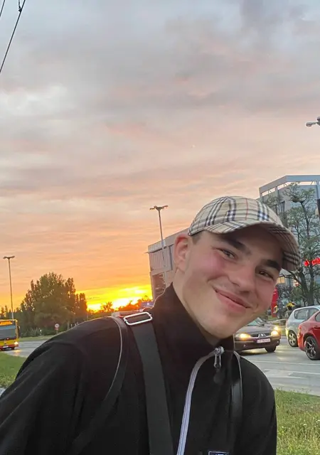 Андрей из Запорожья, ищу на сайте постоянные отношения