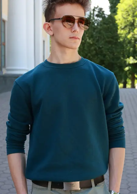 Роман из Гомеля, мне 18, познакомлюсь для приятного времяпровождения