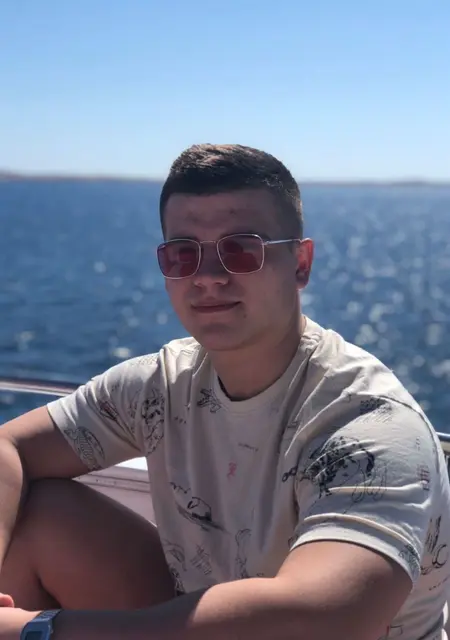 Тёмик из Эль-Мансура, ищу на сайте открытые отношения