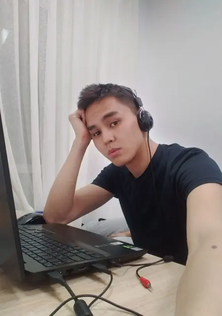 Я Абзал, 22, из Усть-Каменогорска, ищу знакомство для приятного времяпровождения