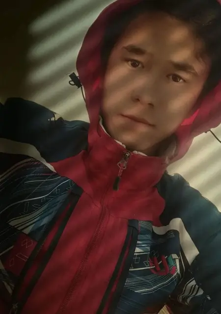 Андрей из Мадрида, ищу на сайте дружбу