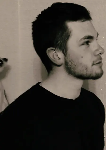 Владислав з Житомира, мені 23 років, познайомлюсь без зобов'язань