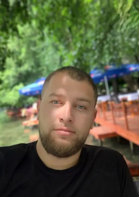 Я Ronaldo, 24, из Варшавы, ищу знакомство