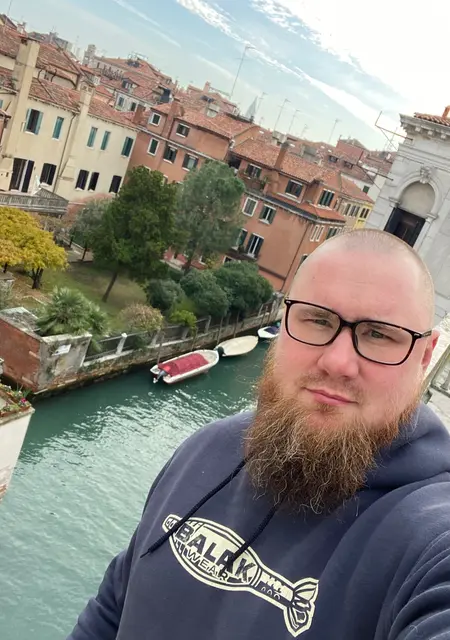 Я Vitali, 37, из Берлина, ищу знакомства на одну ночь