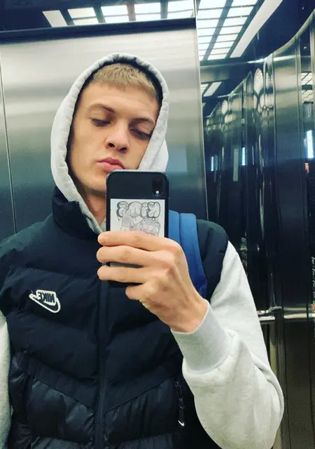 Vasile из Берлина, ищу на сайте постоянные отношения