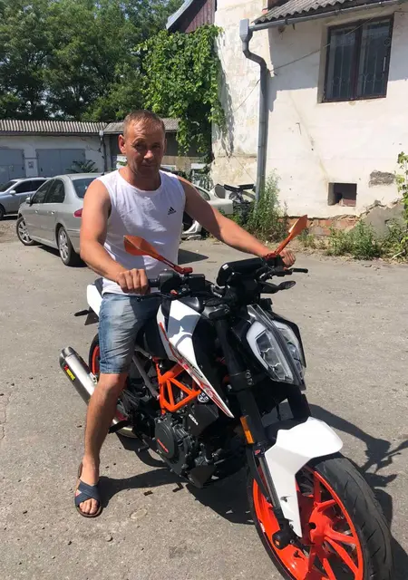 Я Roma, 46 років, знайомлюсь для вірт у Чернівцях