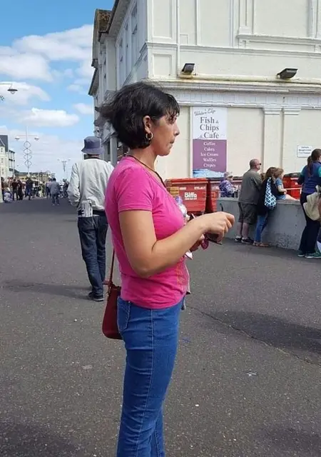 Я Corina, 36, из Бухареста, ищу знакомство