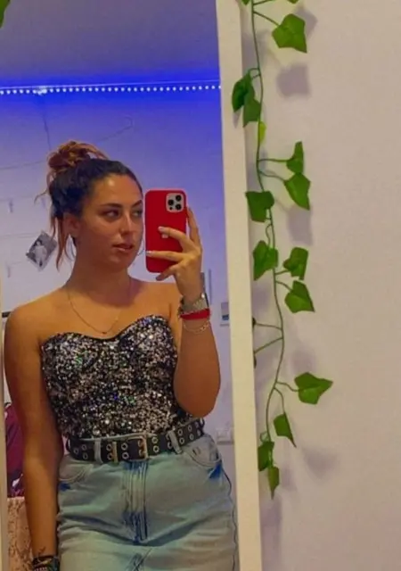 Я Rose, 18, знакомлюсь в Риме