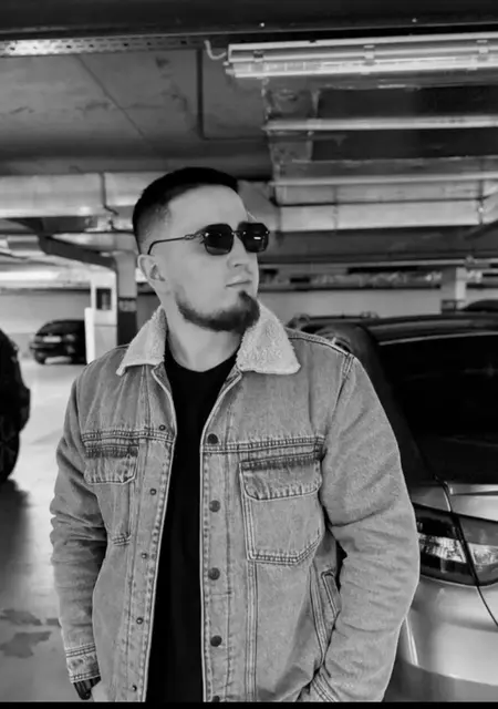 Я Ivan, 32, из Черкасс, ищу знакомство для приятного времяпровождения