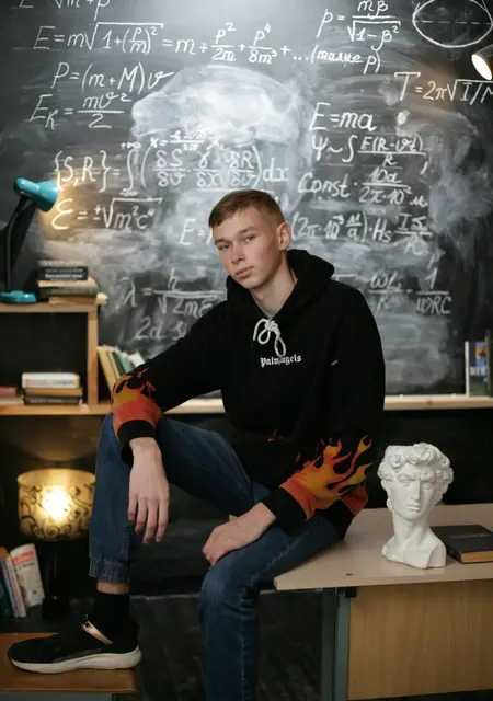 Я Сергей, 21, из Бобруйска, ищу знакомство для приятного времяпровождения