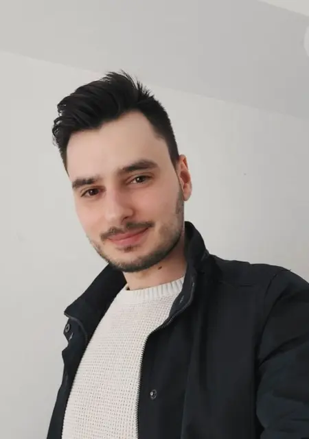 Я Adrian, 32, из Бухареста, ищу знакомство