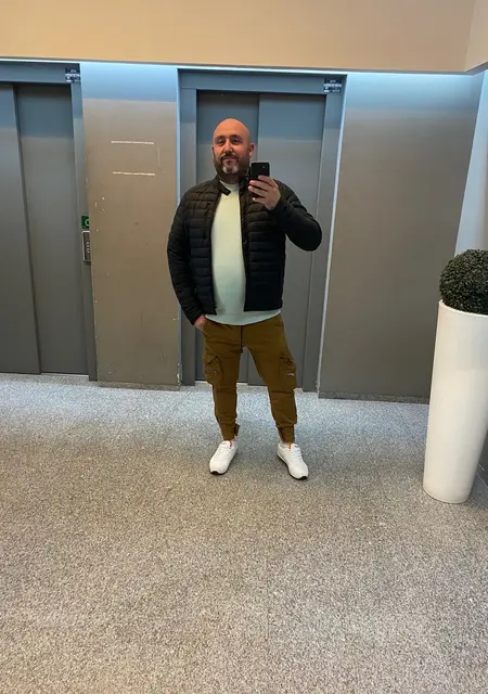 Emilio Jose из Мадрида, ищу на сайте приятное времяпровождение