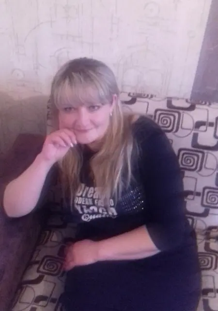 Мила из Гомеля, мне 50, познакомлюсь без обязательств