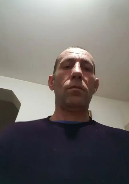 Я Irinel, 44, знакомлюсь в Бухаресте