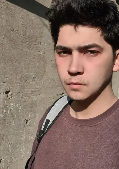 Я Александр, 27, из Шымкента, ищу знакомства без обязательств