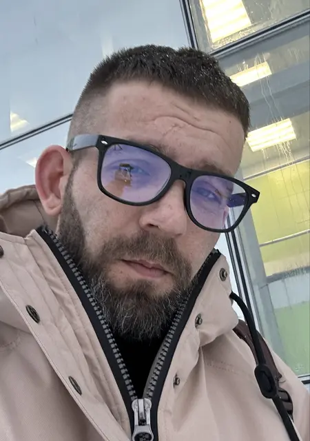 Дмитрий из Амстердама, мне 33, познакомлюсь для дружбы