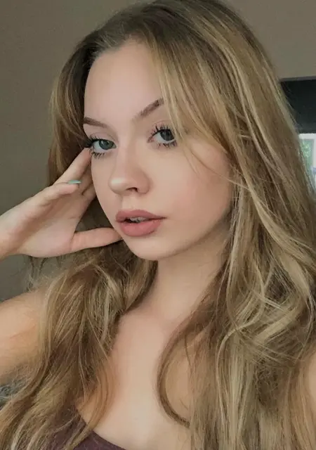 Алиса из Сарн, ищу на сайте приятное времяпровождение