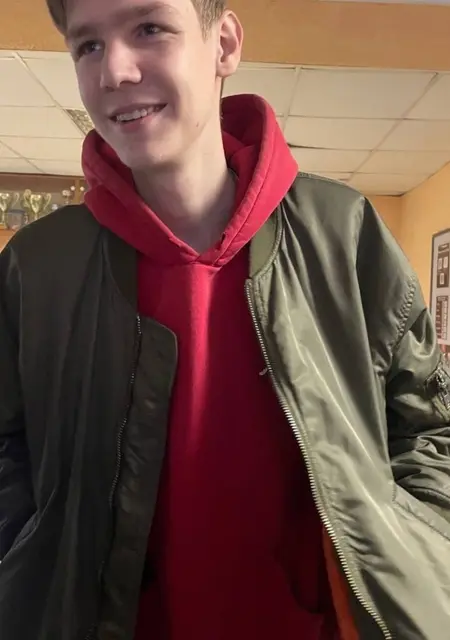 Я Егор, 19, знакомлюсь без обязательств в Франкфурте-на-майне