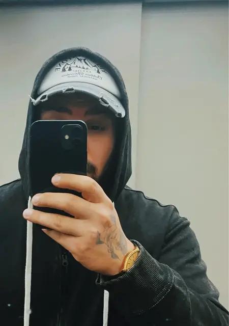 Я Niko, 26, из Тбилиси, ищу знакомство для дружбы