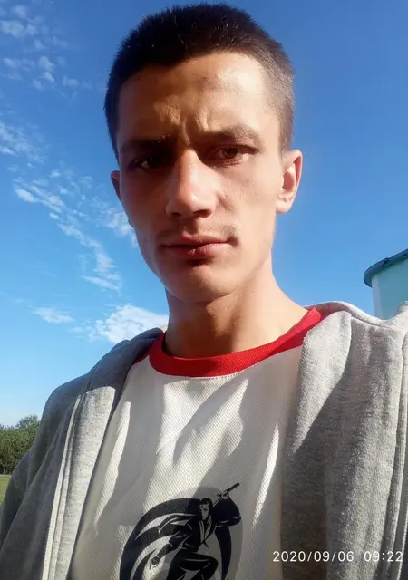 Александр из Калинковичей, мне 28, познакомлюсь без обязательств