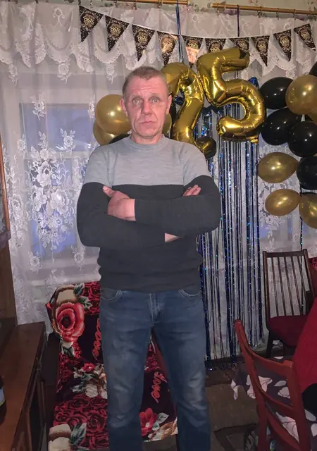 Николай з Глухівших, мені 49 років, познайомлюсь на одну ніч