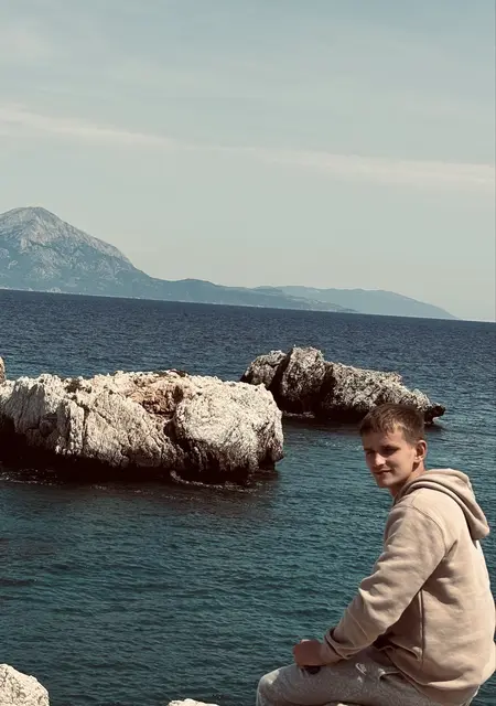 Я Vadim, 23, знакомлюсь на одну ночь в Луцке